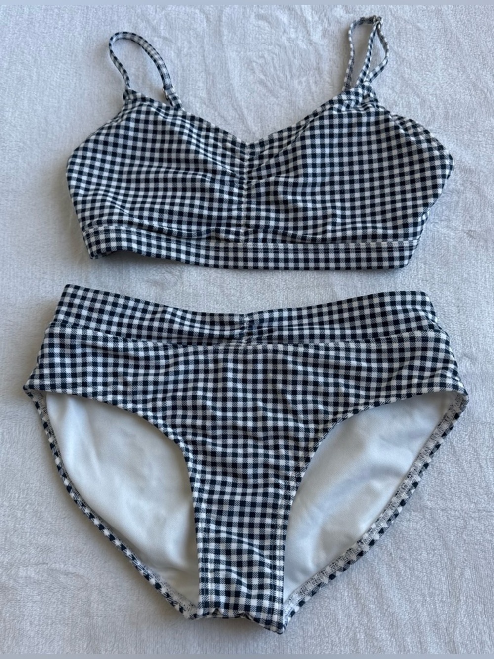 Abercrombie kids swimsuit - Picture 3 of 6